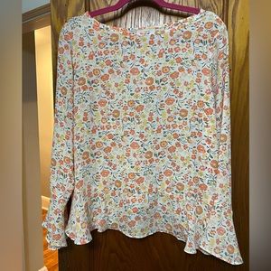 Loft top with split back